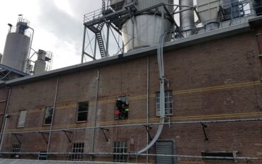 2. Abseiltechnieken rope access ramenwassen op hoogte