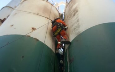 3 Abseiltechnieken rope access herstelwerk