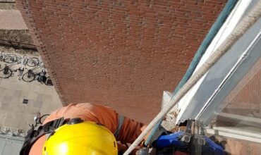 3 Abseiltechnieken rope access houtrot en schilderwerk leeuwarden