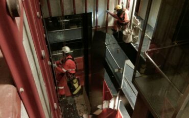 3 Abseiltechnieken vide onderhoudswerk op hoogte rope access veiligheid