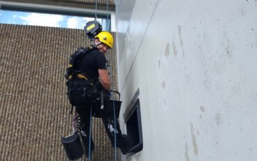 5 Abseiltechnieken onderhoud op hoogte rope access