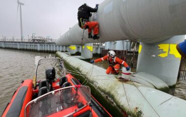3 1 ATI werken boven water rope access abseiltechnieken Eemshaven (Middel) (Middel)
