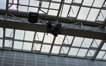 3. Abseiltechnieken rope access raam vervangen op hoogte