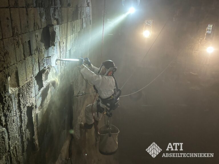 1 Veiligheidsreiniging safety cleaning dmv rope access